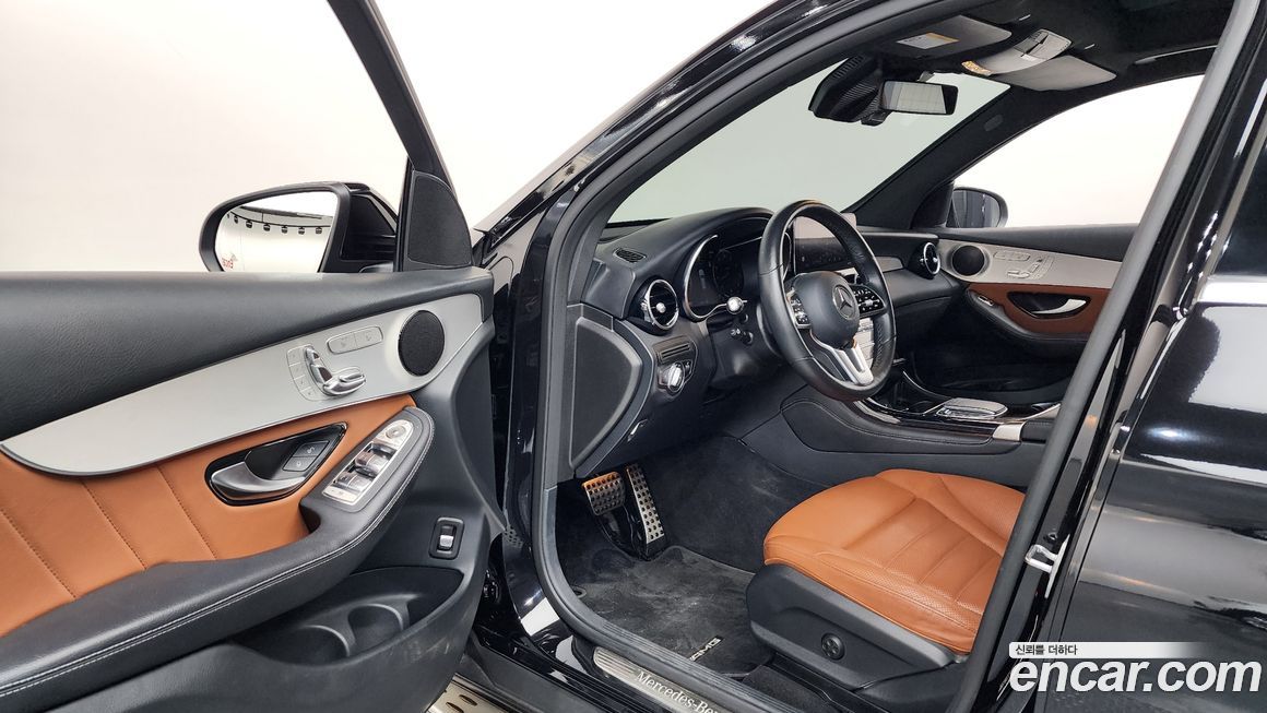 Mercedes-Benz GLC-Class 2020