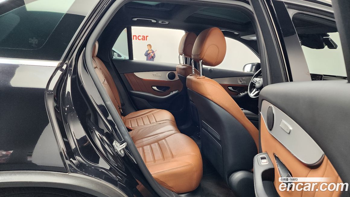 Mercedes-Benz GLC-Class 2020