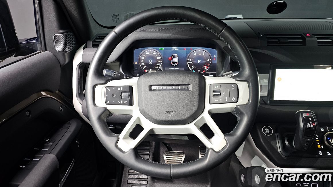 Land Rover Defender 2020