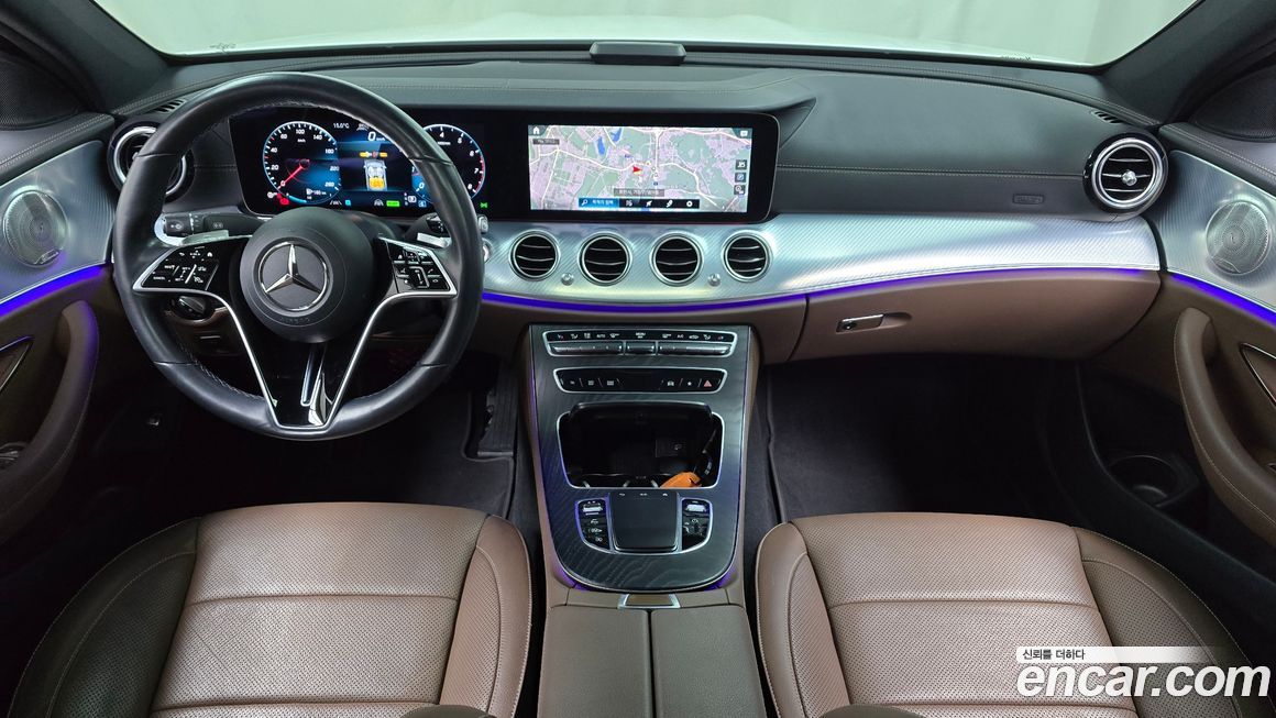 Mercedes-Benz E-Class 2021