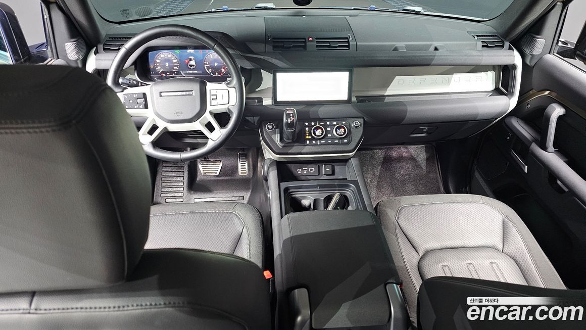 Land Rover Defender 2020