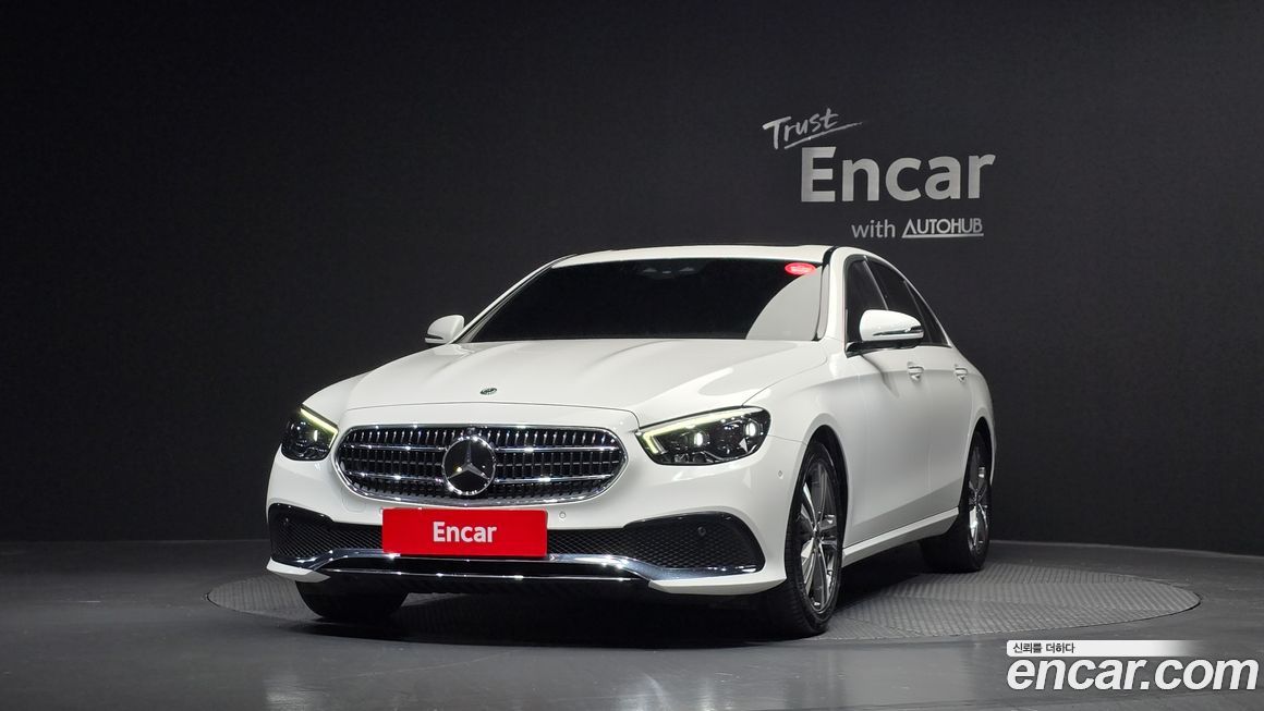 Mercedes-Benz E-Class 2021