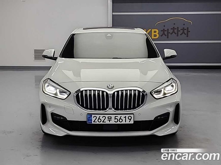 BMW 1-Series 2023