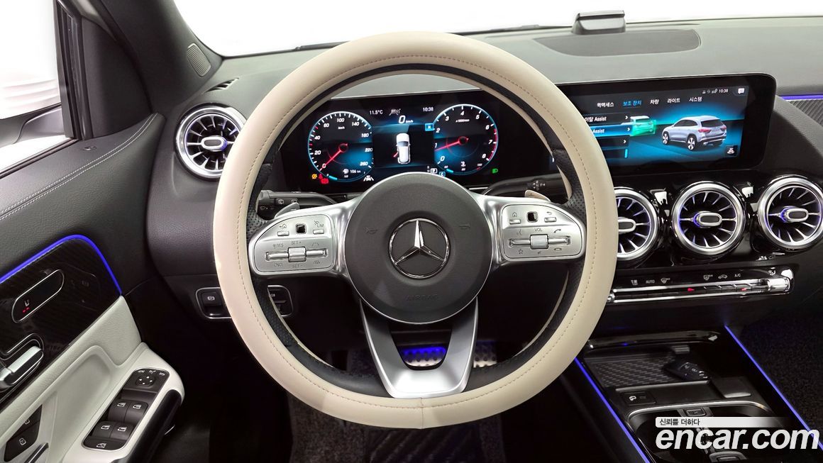 Mercedes-Benz GLA-Class 2021