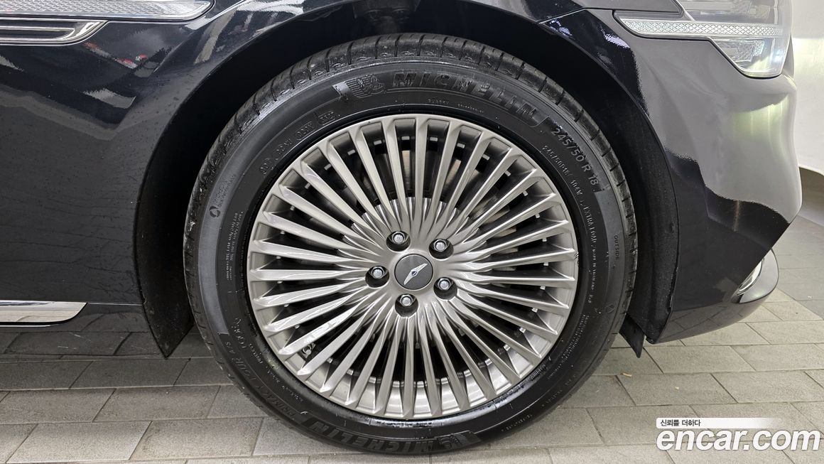 Genesis G90 2021