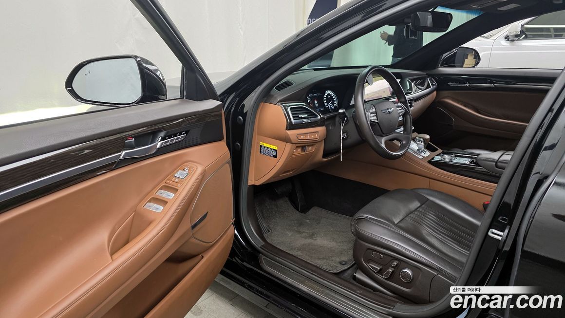 Genesis G90 2021