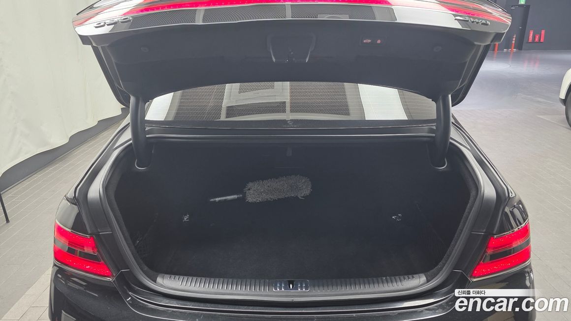 Genesis G90 2021