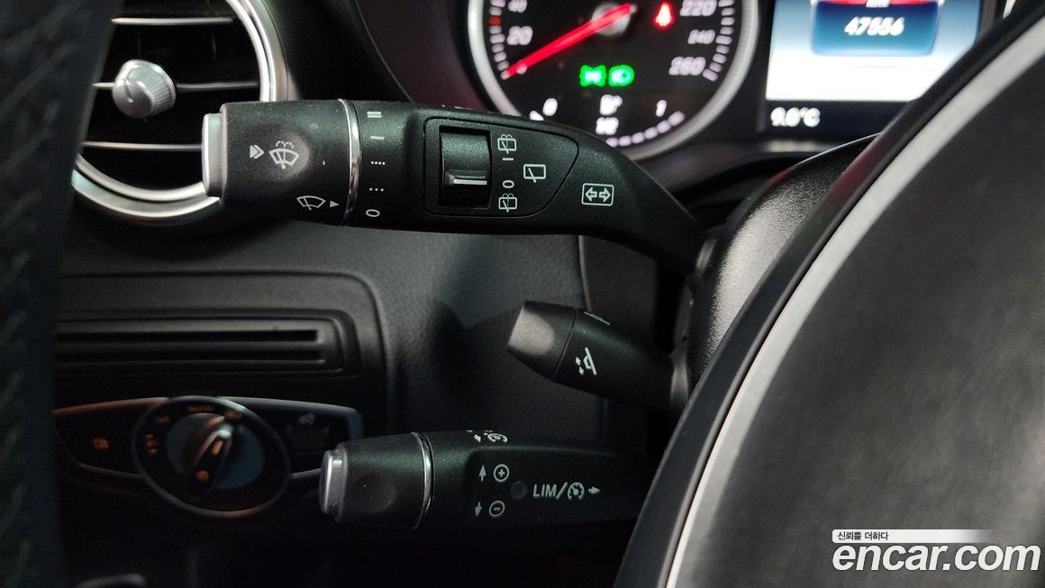 Mercedes-Benz GLC-Class 2019