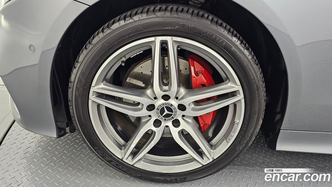 Mercedes-Benz E-Class 2019