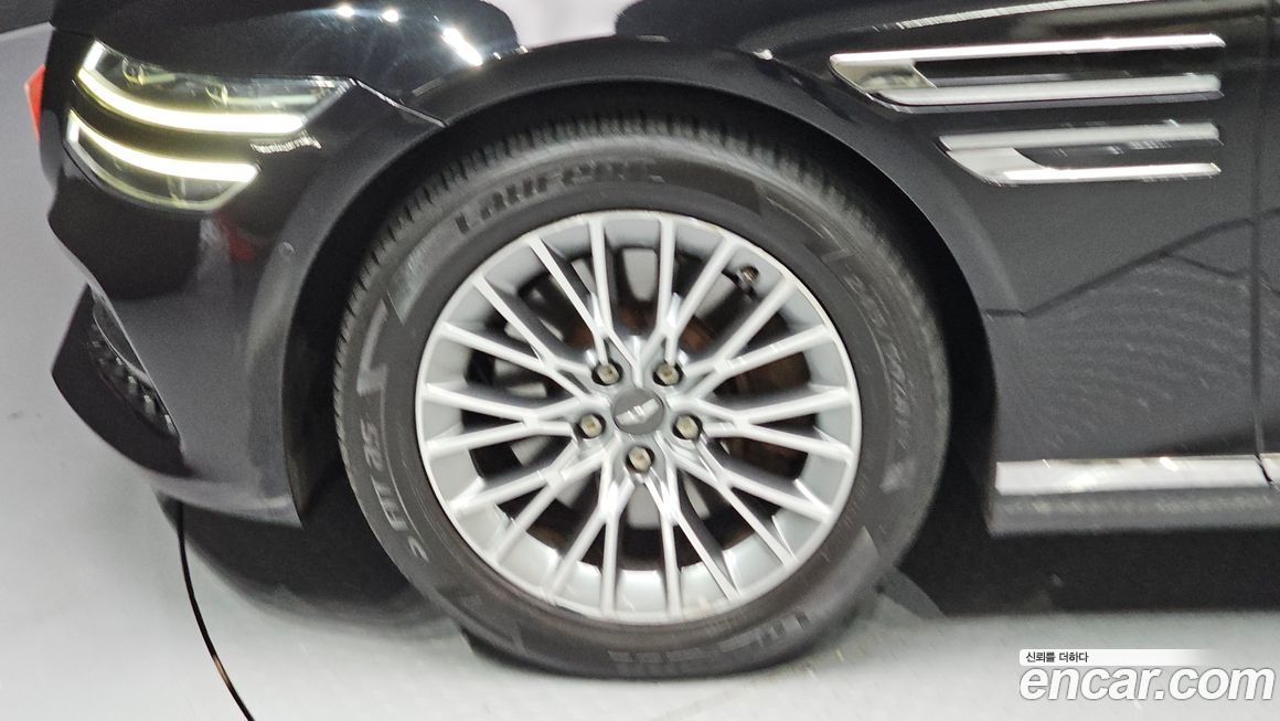 Genesis G80 2021