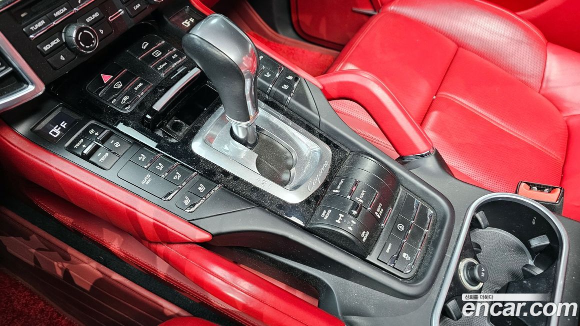 Porsche Cayenne 2016