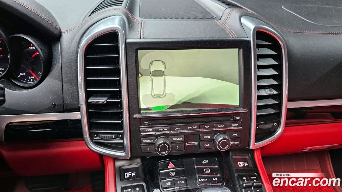 Porsche Cayenne 2016