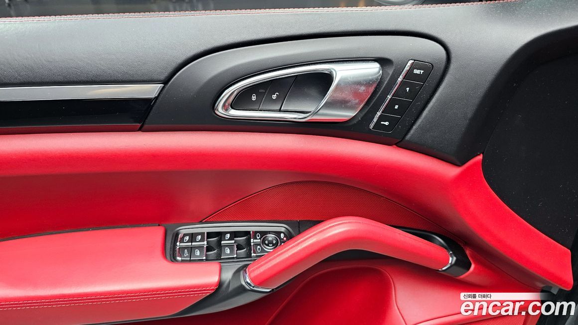 Porsche Cayenne 2016