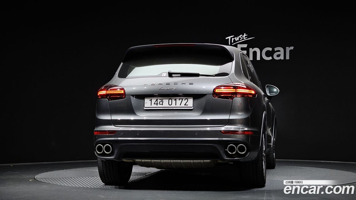 Porsche Cayenne 2016