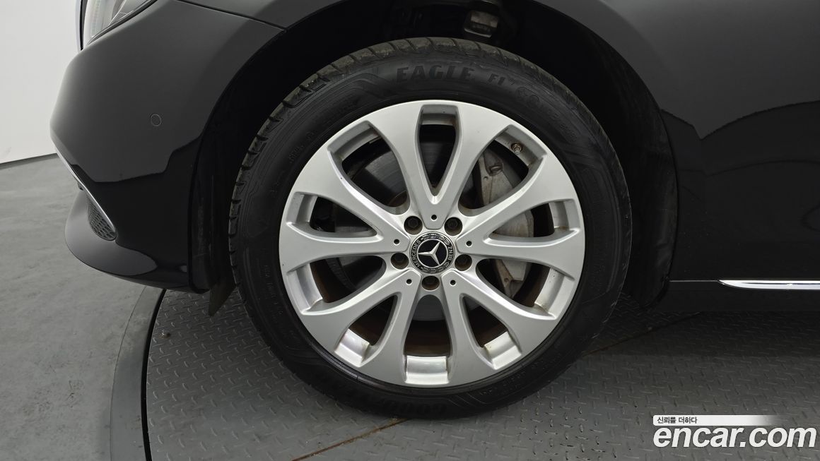 Mercedes-Benz E-Class 2018