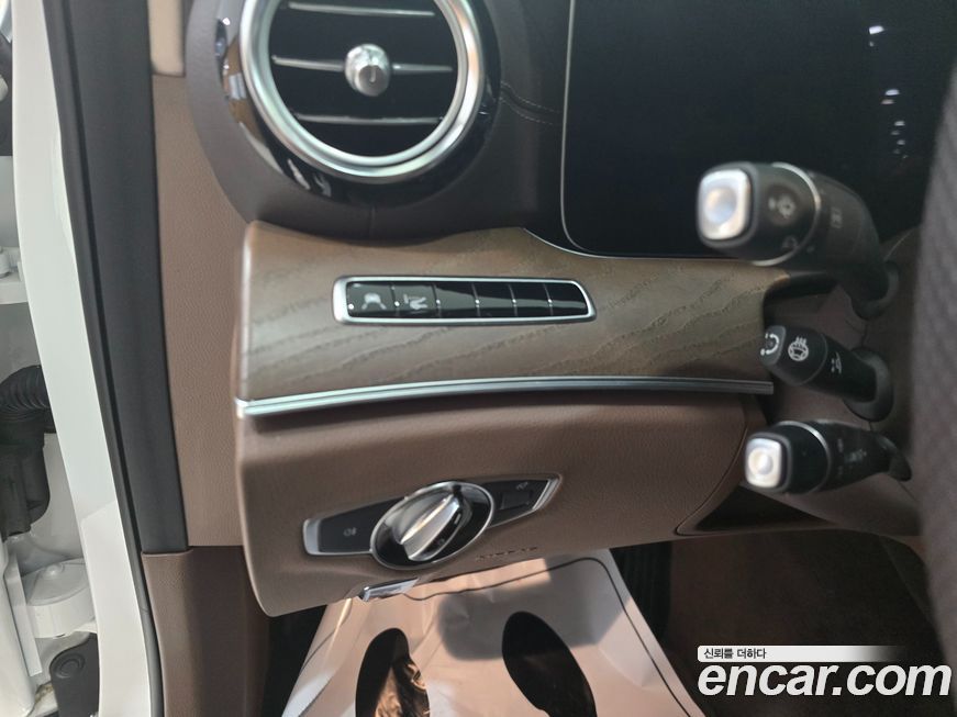 Mercedes-Benz E-Class 2018