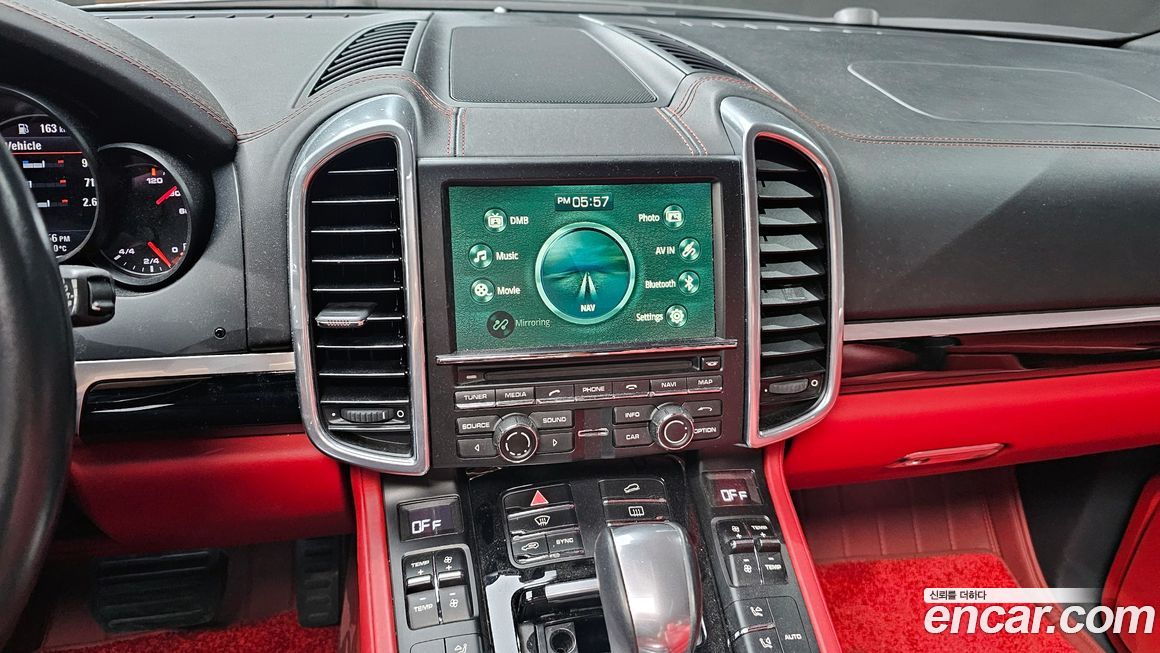 Porsche Cayenne 2016