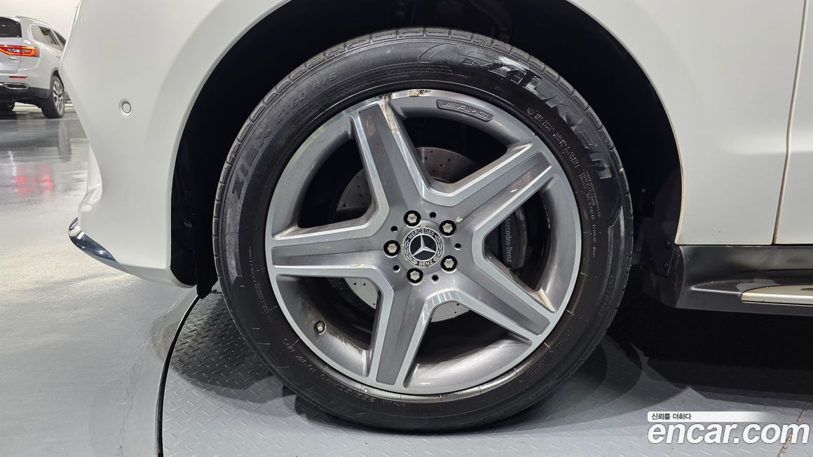 Mercedes-Benz GLE-Class 2017