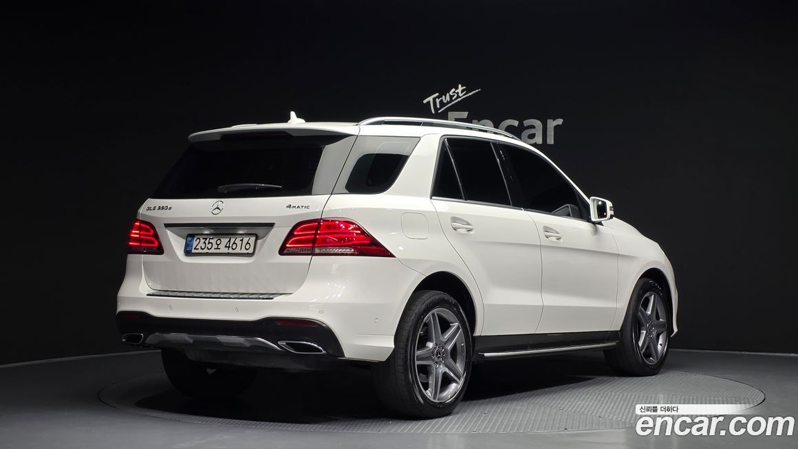 Mercedes-Benz GLE-Class 2017