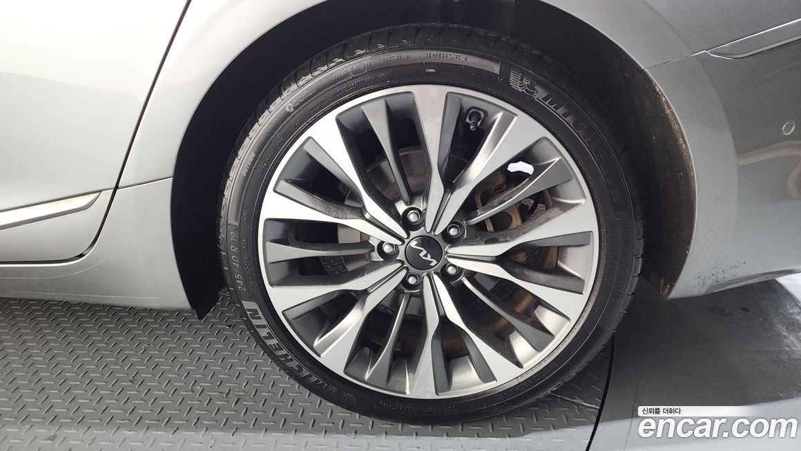 Kia K8 2023