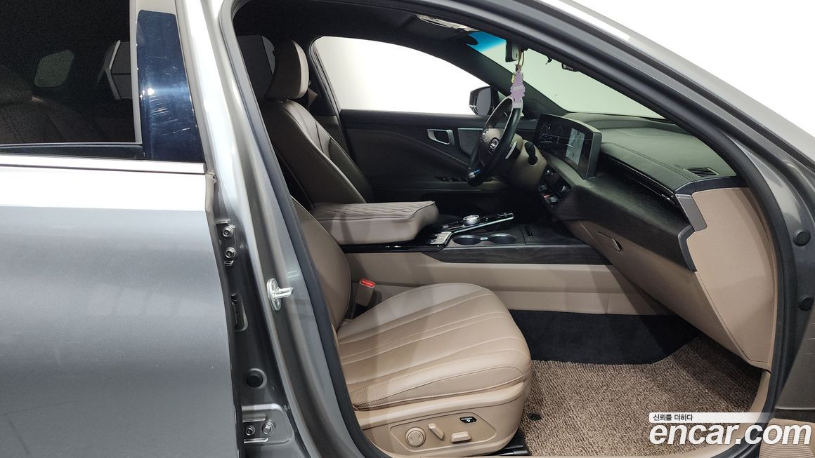Kia K8 2023