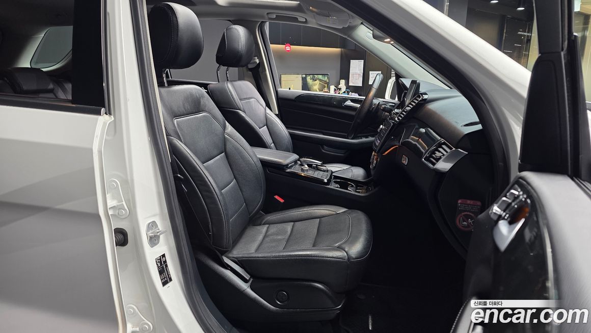 Mercedes-Benz GLE-Class 2017