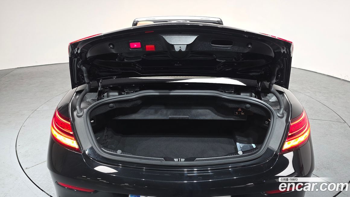 Mercedes-Benz C-Class 2020