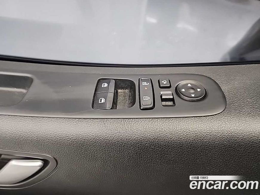 Hyundai Staria 2025