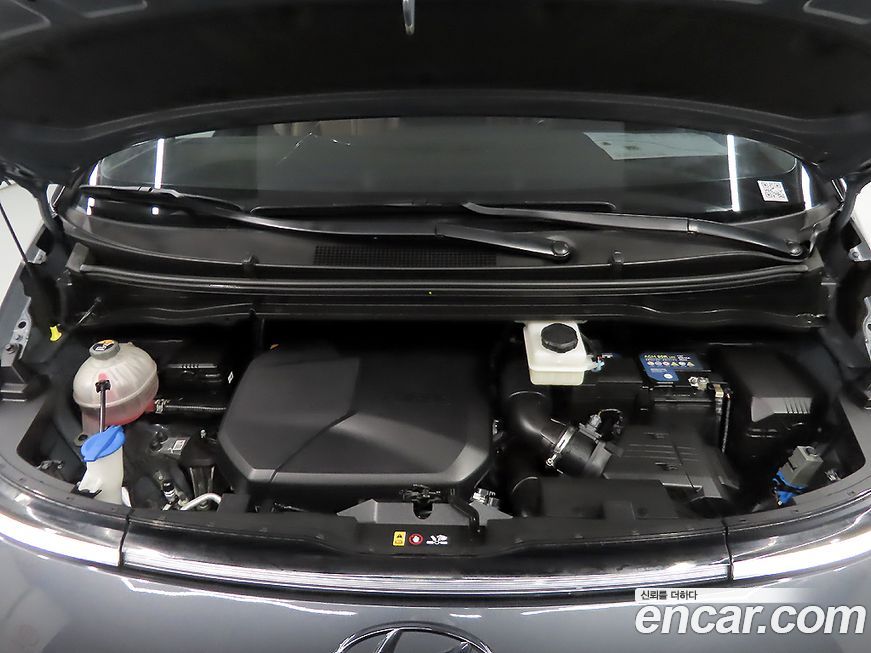 Hyundai Staria 2022