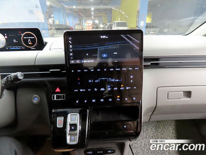 Hyundai Staria 2022