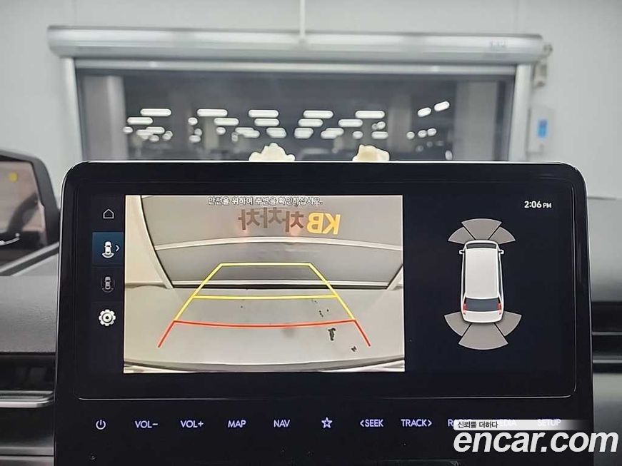 Hyundai Staria 2025