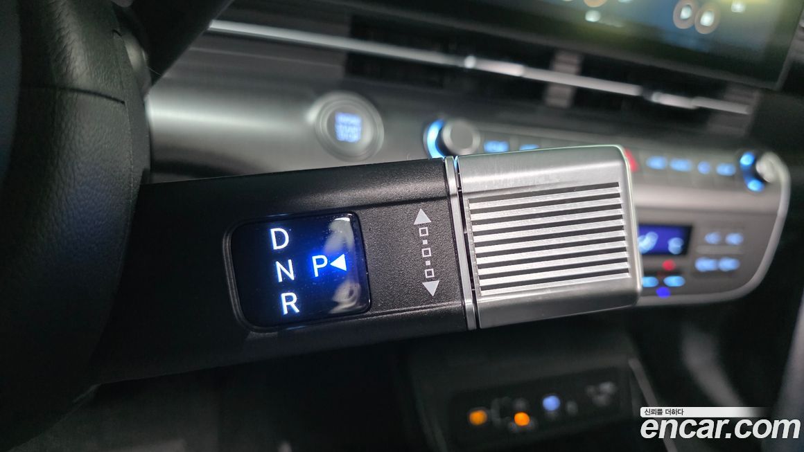 Hyundai Kona 2025