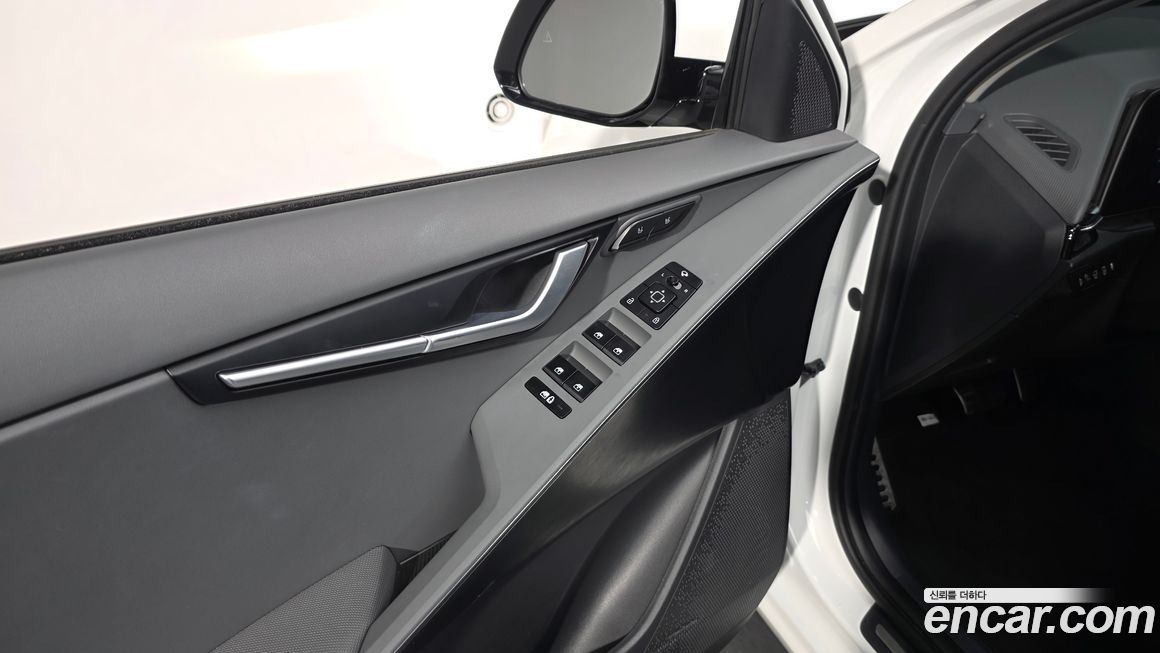Kia Niro 2025