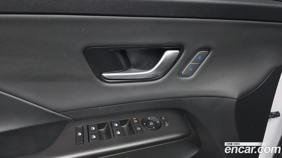 Hyundai Kona 2025