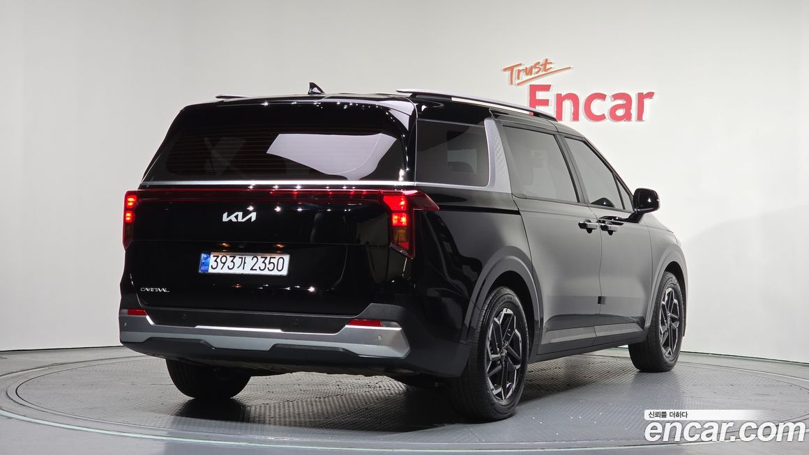 Kia Canival 2024
