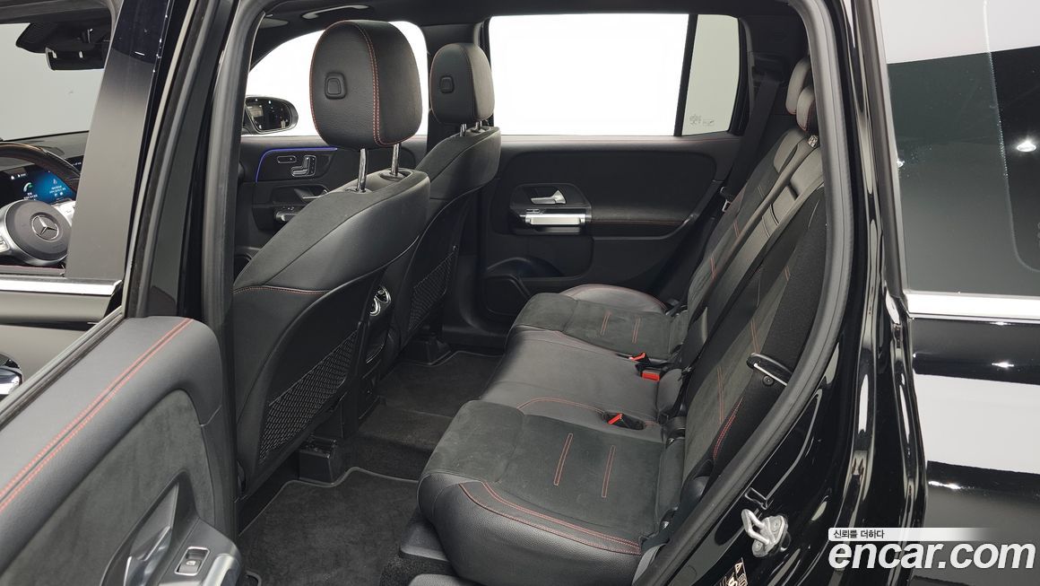 Mercedes-Benz GLB-Class 2021