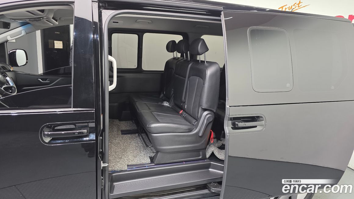 Hyundai Staria 2022