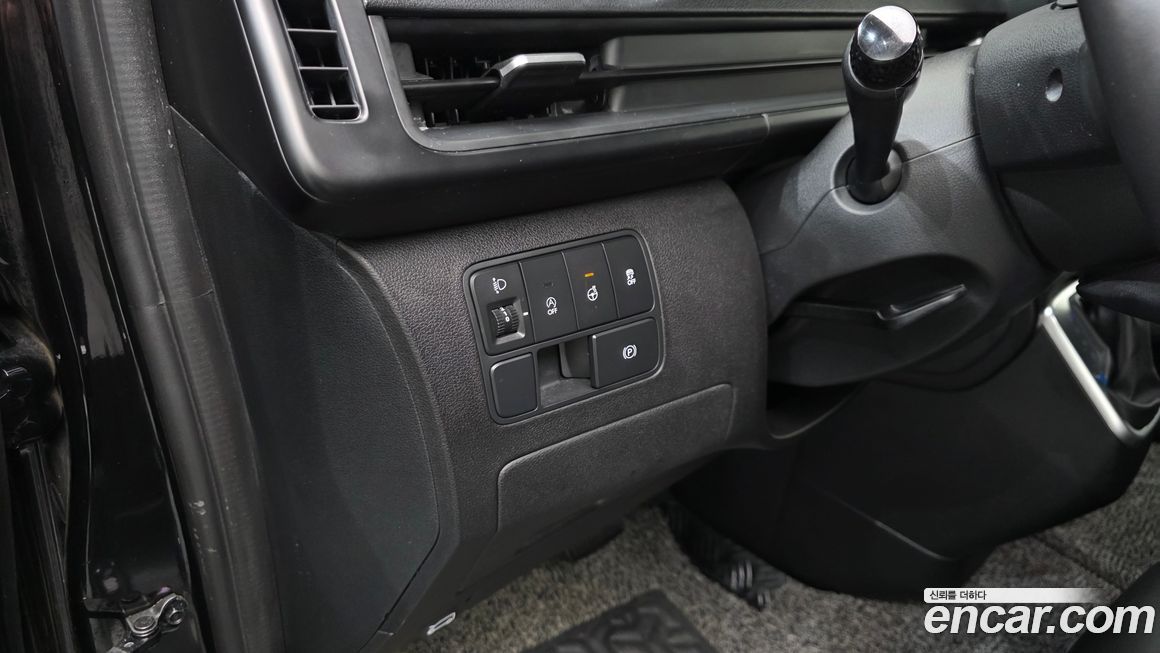 Hyundai Staria 2022