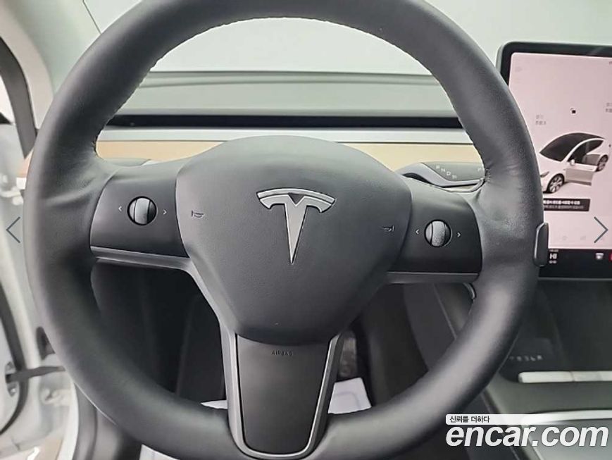 Tesla Model Y 2021