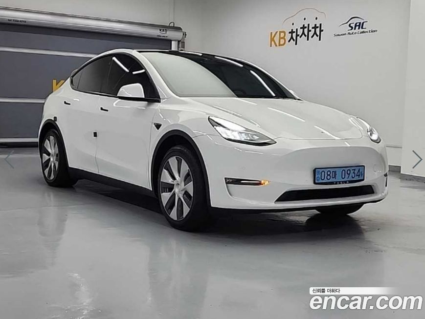 Tesla Model Y 2021