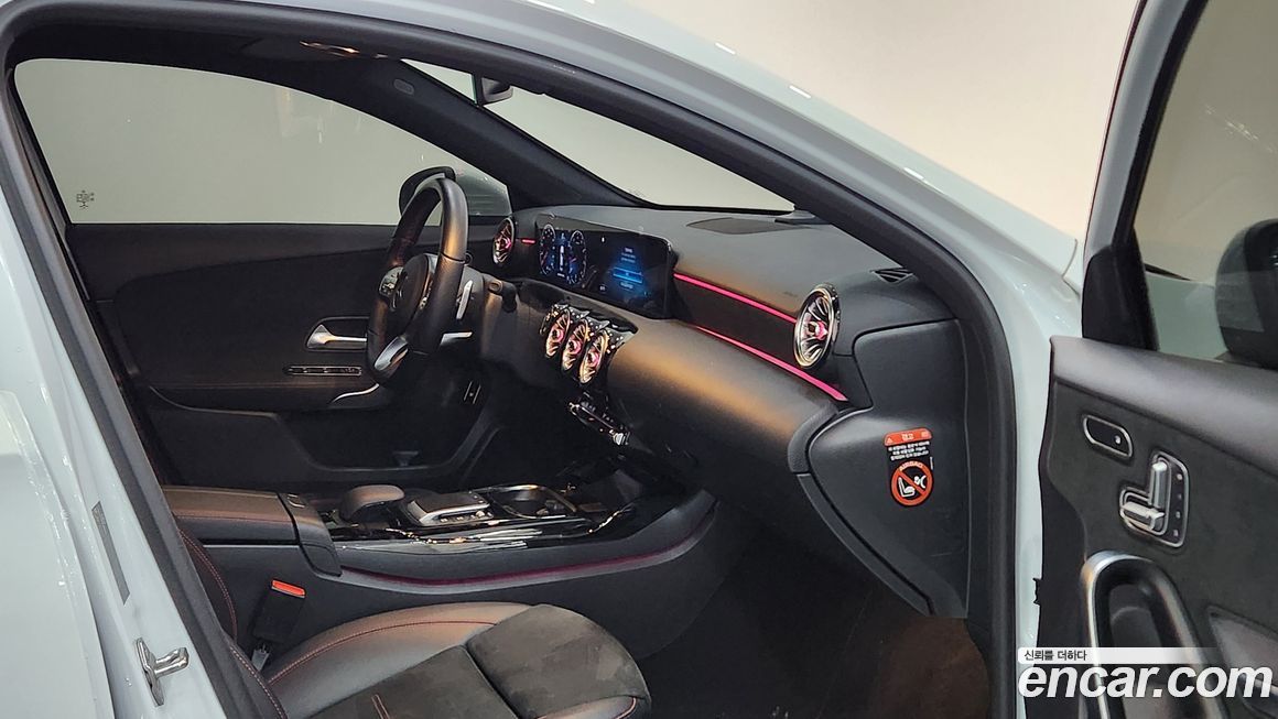 Mercedes-Benz A-Class 2021