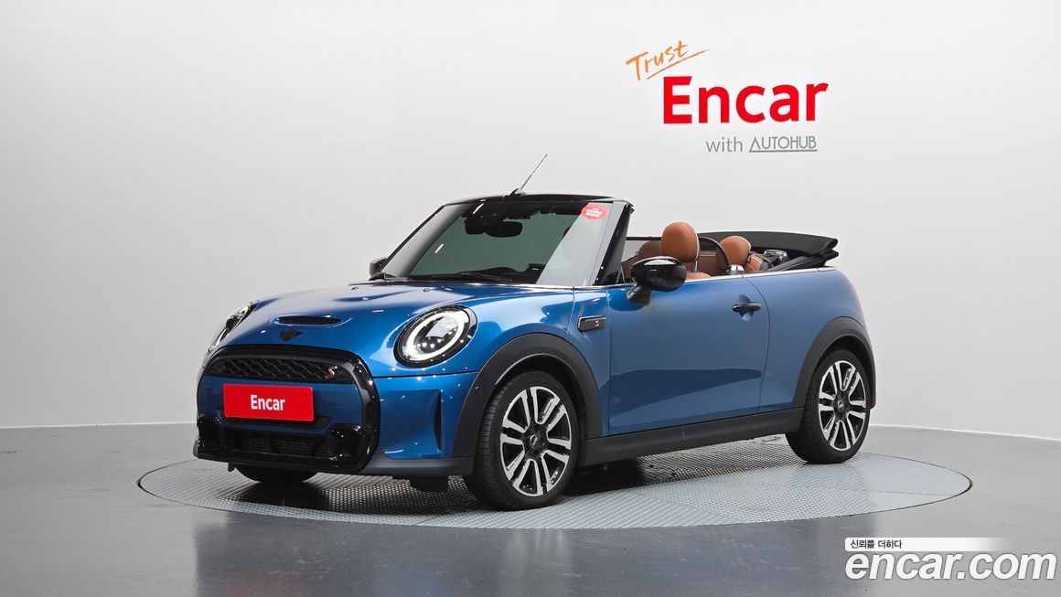 Mini Cooper Convertible 2024