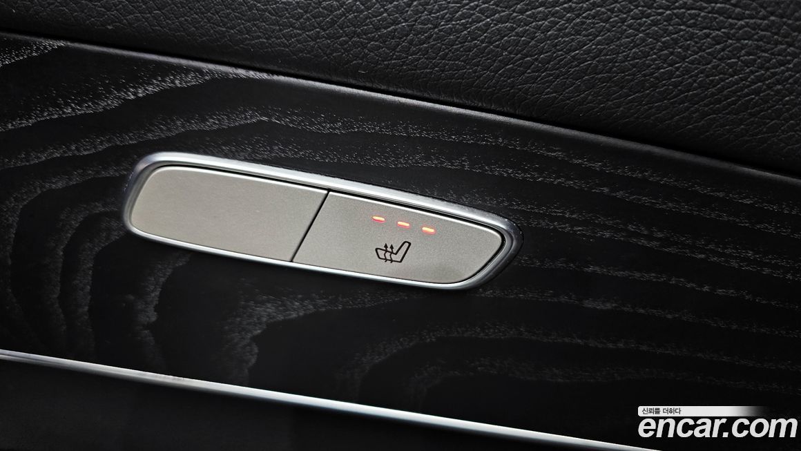 Mercedes-Benz GLC-Class 2019