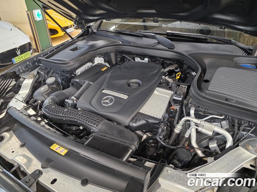 Mercedes-Benz GLC-Class 2019