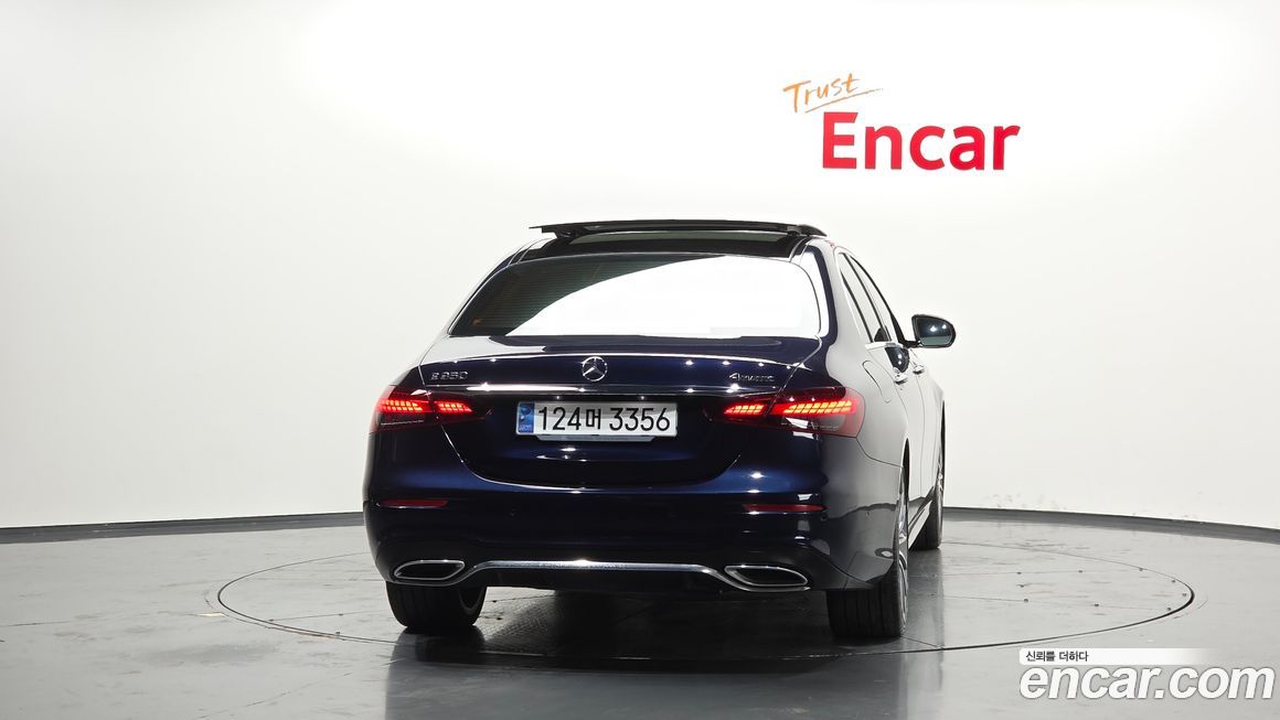 Mercedes-Benz E-Class 2021
