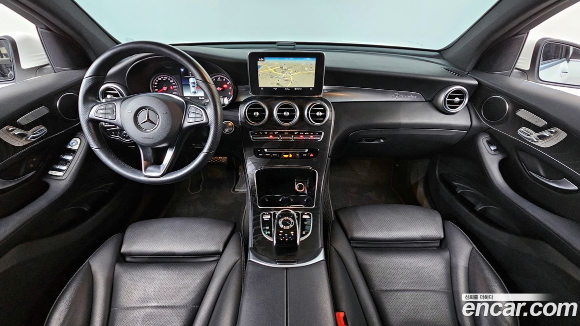 Mercedes-Benz GLC-Class 2019