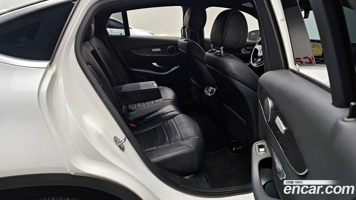 Mercedes-Benz GLC-Class 2019