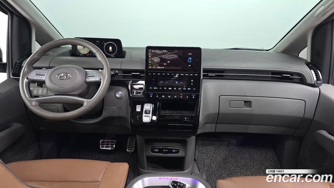 Hyundai Staria 2022