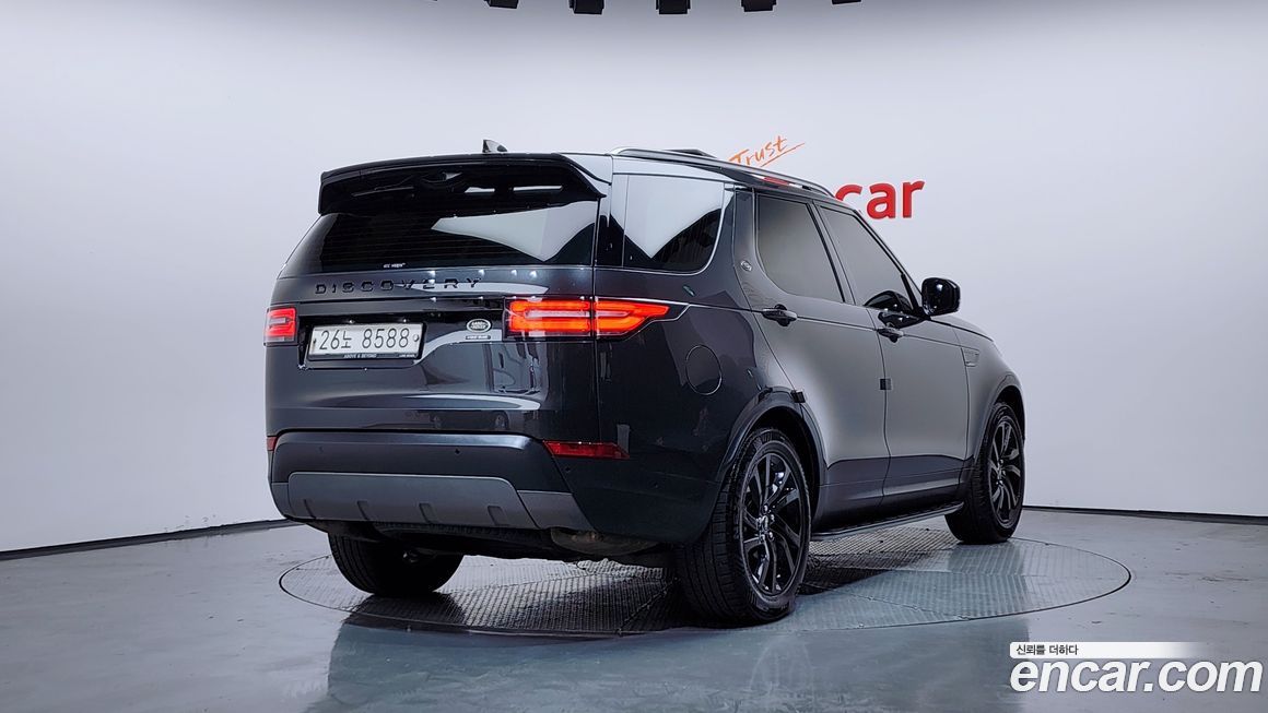 Land Rover Discovery 2019