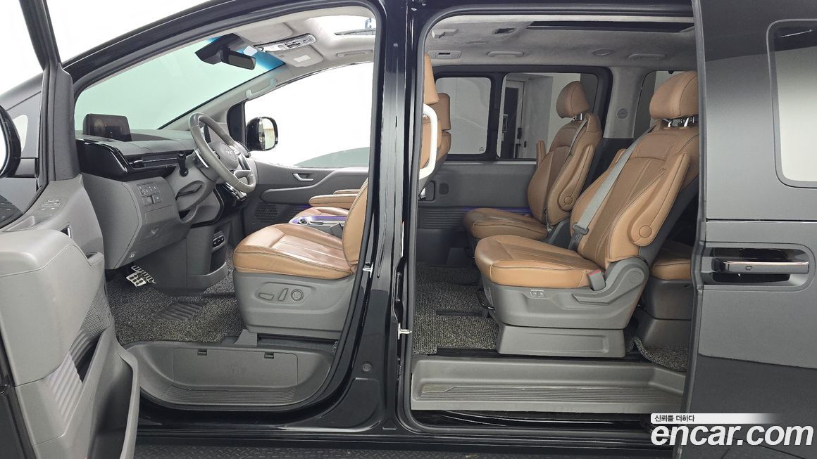 Hyundai Staria 2022
